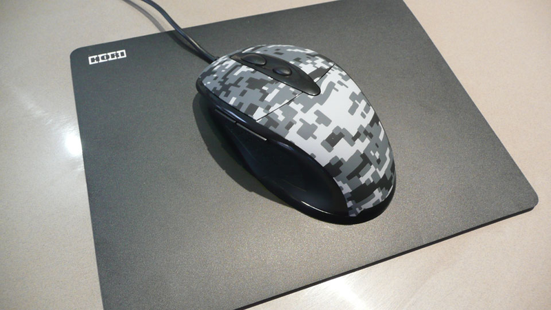 Illustration for article titled Hori's TAC3 Brings a Mouse and (Tiny) Keyboard to the PS3